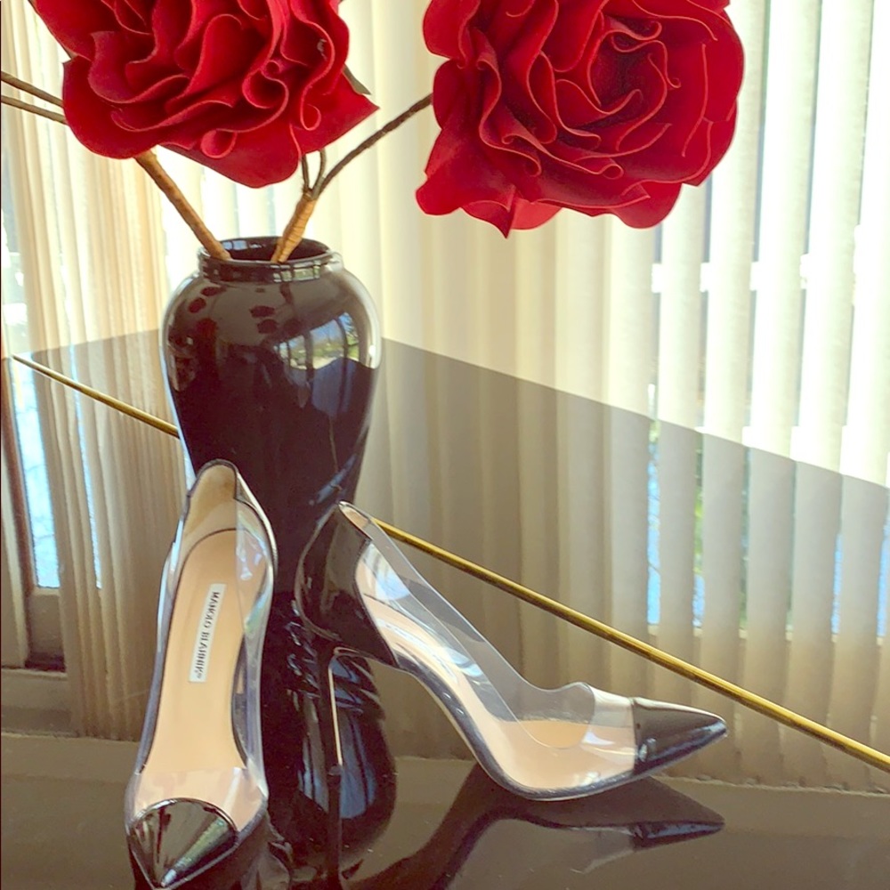 Manolo Blahnik heel